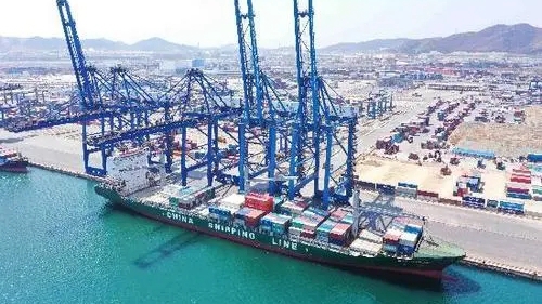 去年辽宁外贸进出口总值同比增长2.4%